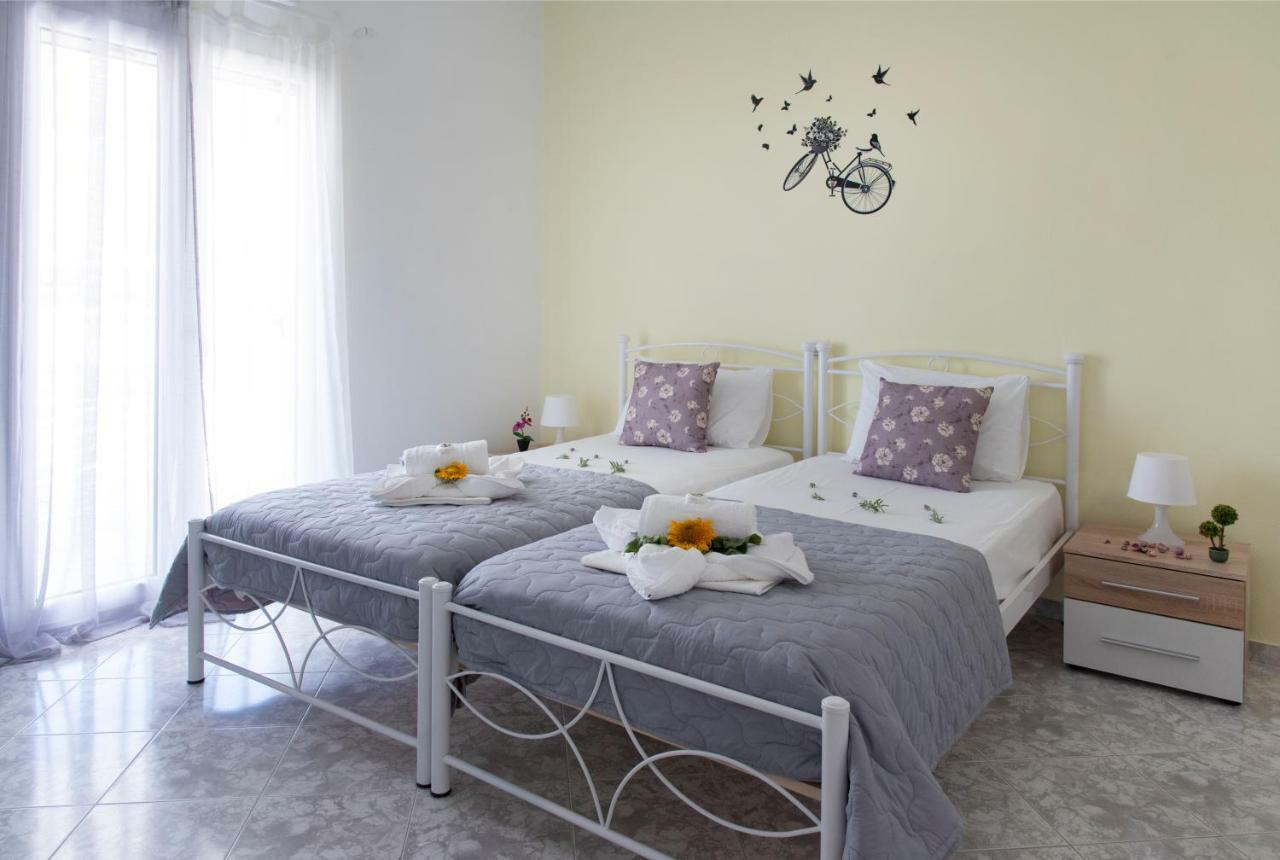 Villa Tonia Parasporos Dış mekan fotoğraf
