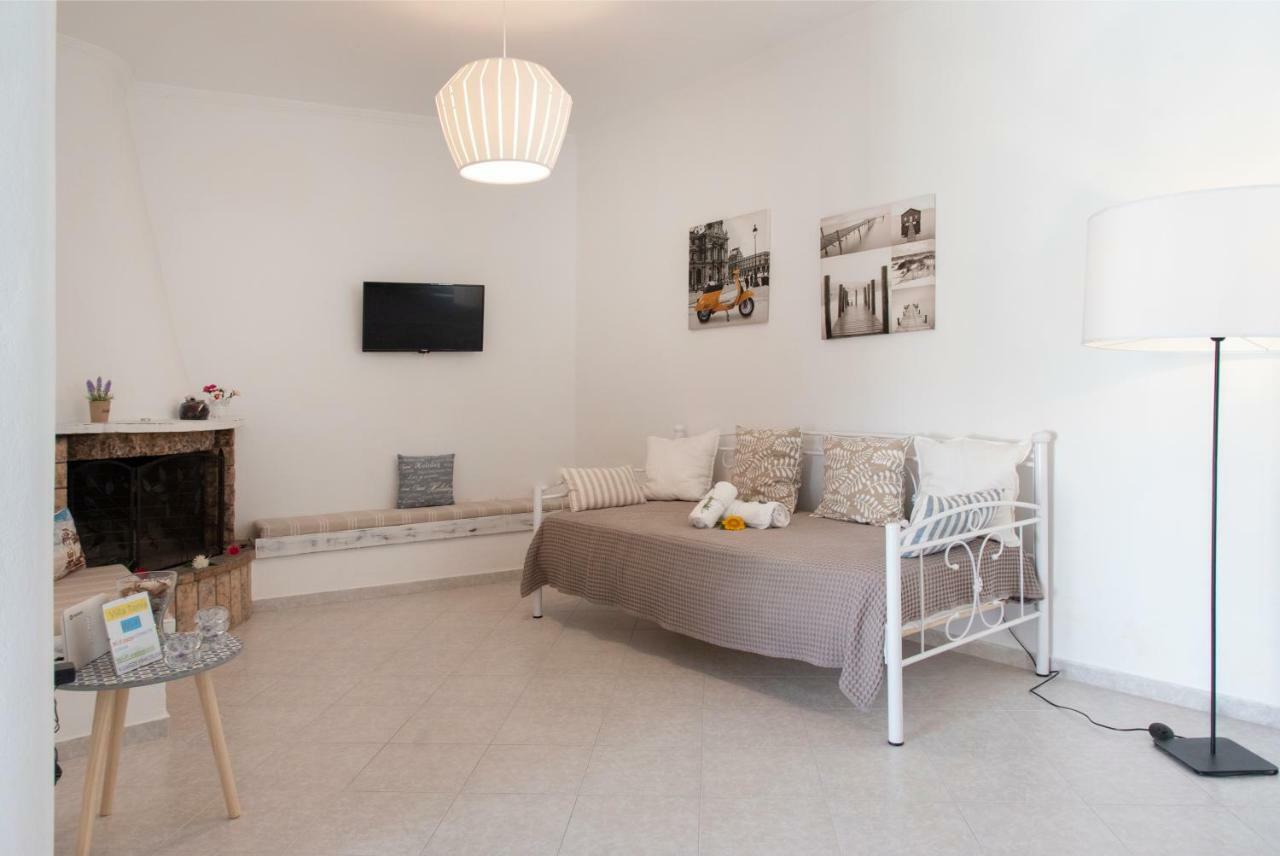 Villa Tonia Parasporos Dış mekan fotoğraf